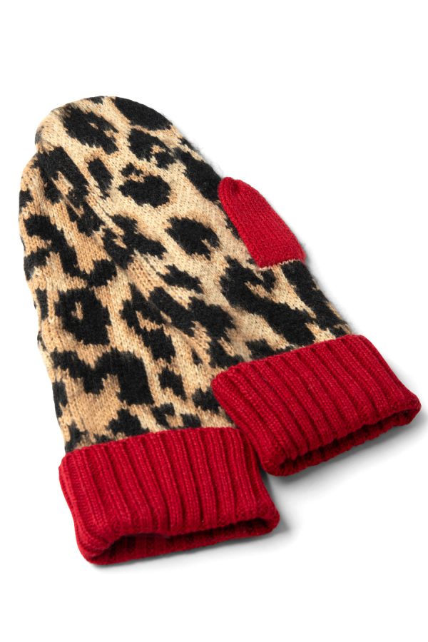 Damson Madder leopard mittens in fluffy yarn Sale | Women Gloves - Image 4