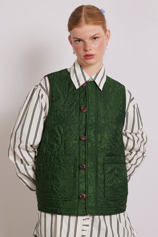 Women Damson Madder georgie reversible gilet - pink satin Sale | Gilets - Image 4
