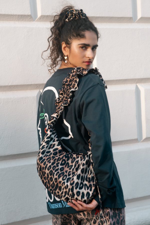 ruched kidney bag in leopard print None Women | Bags Damson Madder - Image 2